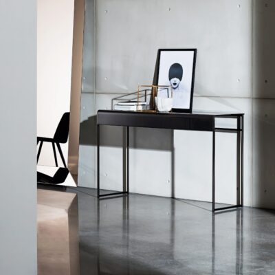 Sovet Italia Nido Console Table in Different Finishes