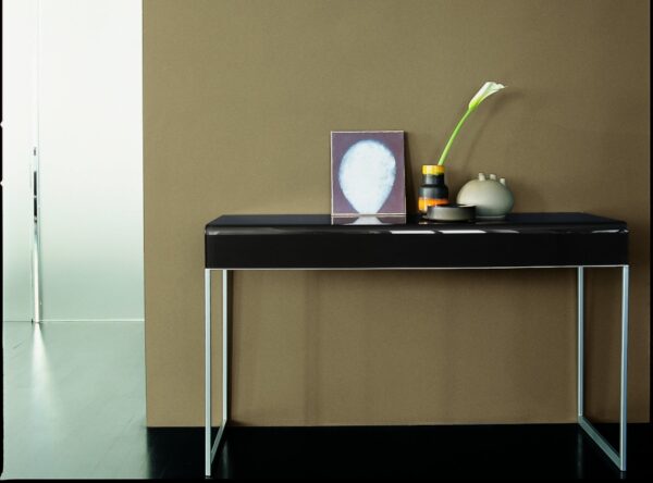 Sovet Italia Nido Console Table in Different Finishes