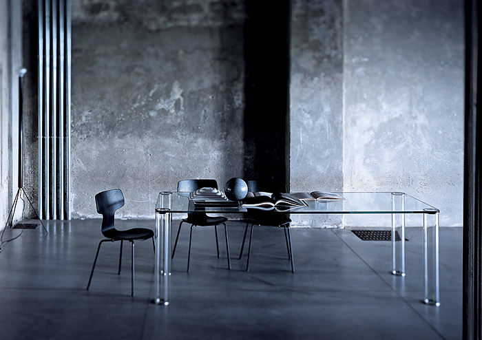 Pipeline Table by Glas Italia-17938