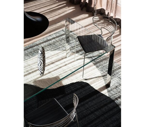 Desalto Liko Dining Table 404 in Transparent Glass Top