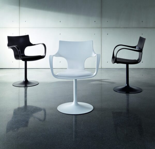 Sovet Italia Flute Girevole Swivel Chair with Arms