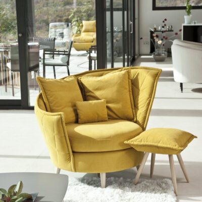 Volta Armchair by Fama-40048