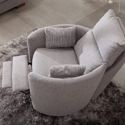 Venus Armchair by Fama-0