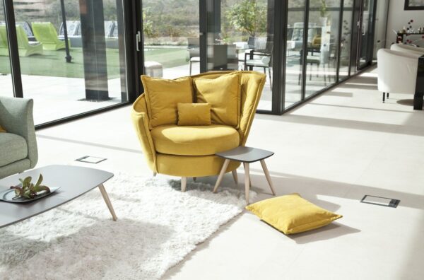 Volta Armchair by Fama-40049