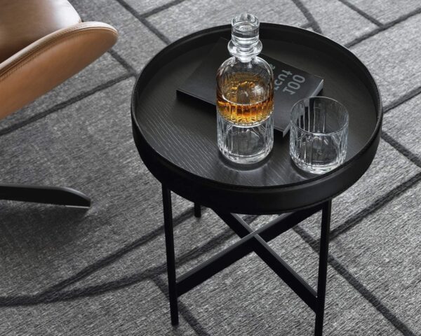 Arena Side Table by Calligaris Black Egde