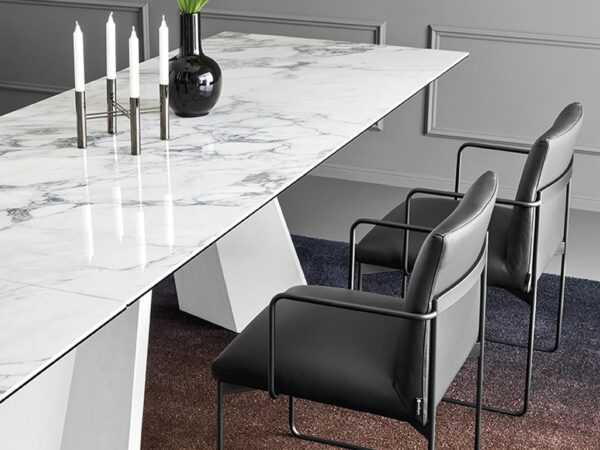 Icaro Ceramic Marble Extending Table by Calligaris