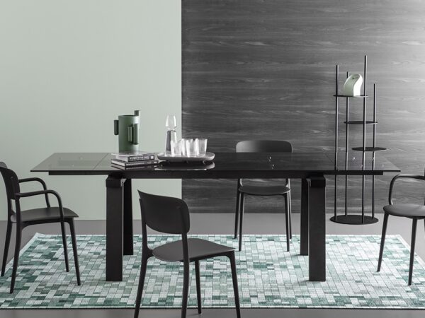 Levante Extending Table by Calligaris