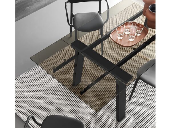 Levante Extending Table by Calligaris