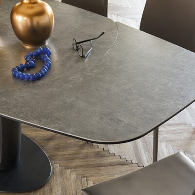 Orbital Ceramic Extending Table by Calligaris