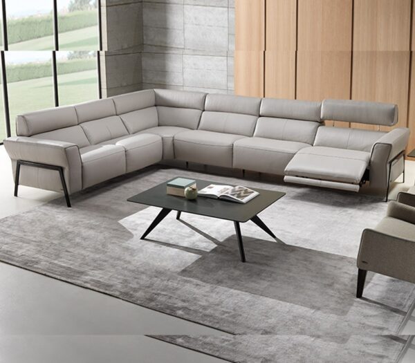 C021 Eleganza Sofa by Nattuzi Editions Lifestyle