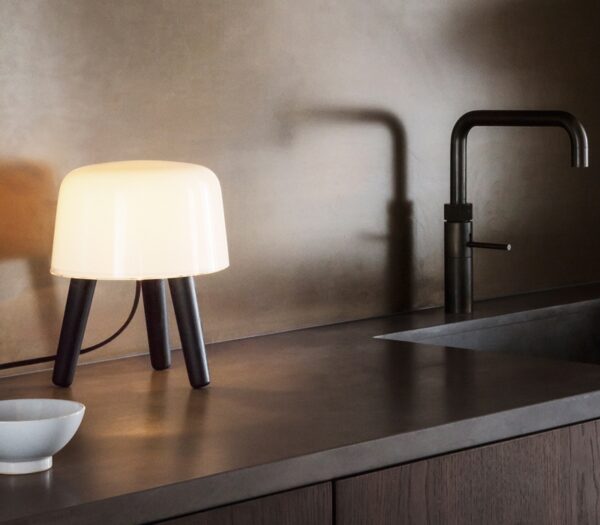 Milk NA1 Table Lamp by &Tradition