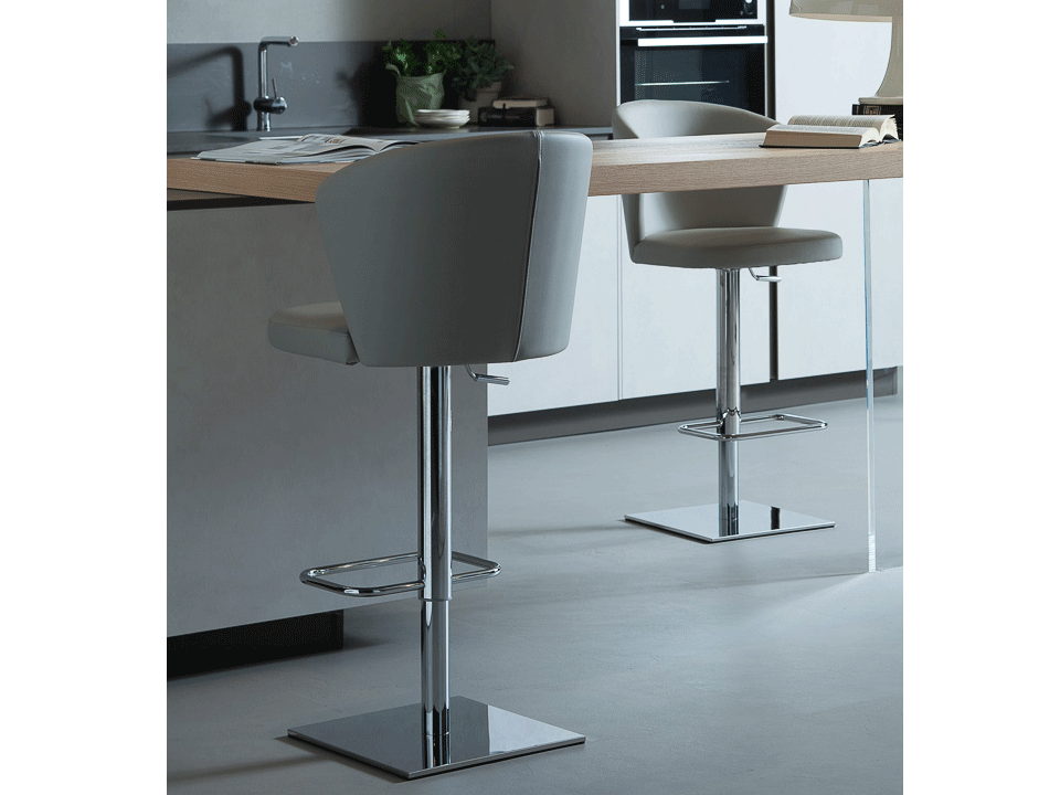 Ines Barstool by Peressini Casa