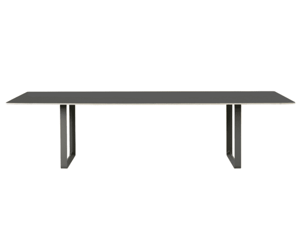 70/70 Dining Table by Muuto