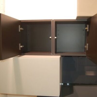 Lago Grey and Sand Gloss Kitchen Set with Glass Worktops