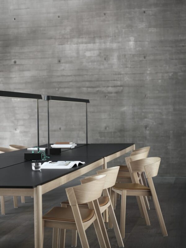 Muuto Linear Mounted Table Lamp Light in 2 Different Sizes & Colours