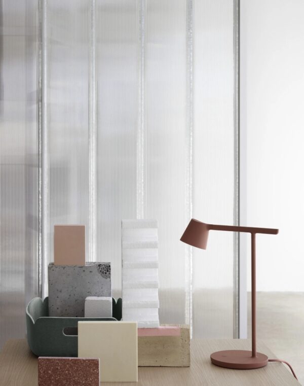 Muuto Tip Table Lamp Light in Black, White, Grey or Copper Brown