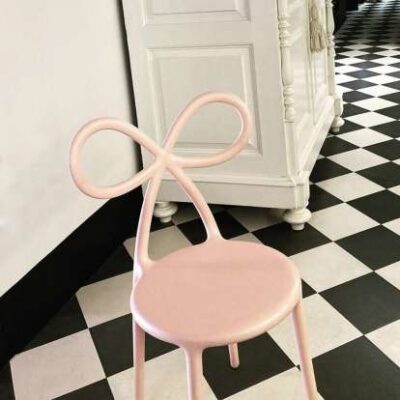 Qeeboo Ribbon Chair in Pink, Black or White