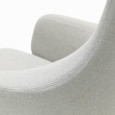 Vitra Grand Repos Armchair Lounge Chair in Leather or Fabric Optional Ottoman or Panchina