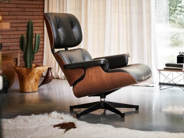 Eames Classic Lounge Chair -74286