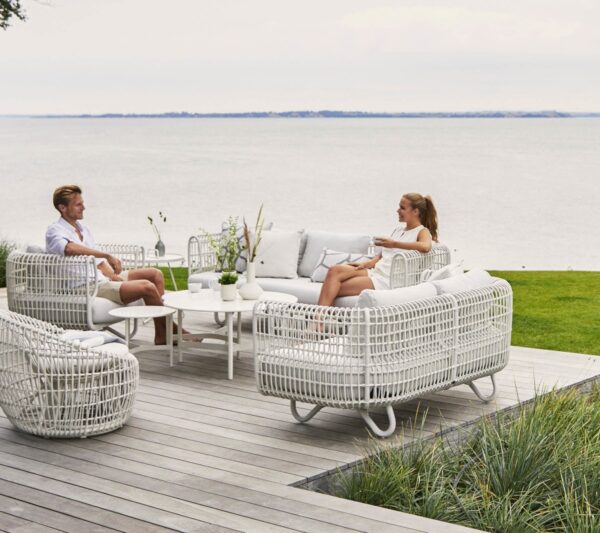 Cane-line Outdoor Nest Lounge Chair in 2 Different Colours