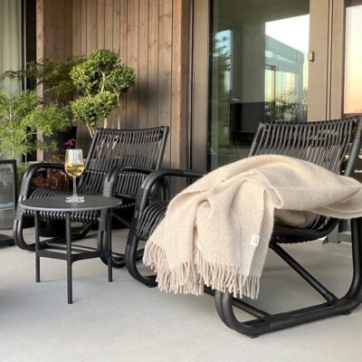 Cane-line Outdoor Curve Lounge Chair in 2 Different Colours