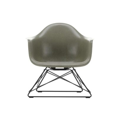 Eames Fiberglass Armchair LAR-78792