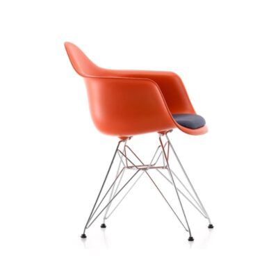 Eames Plastic Armchair DAR-78388