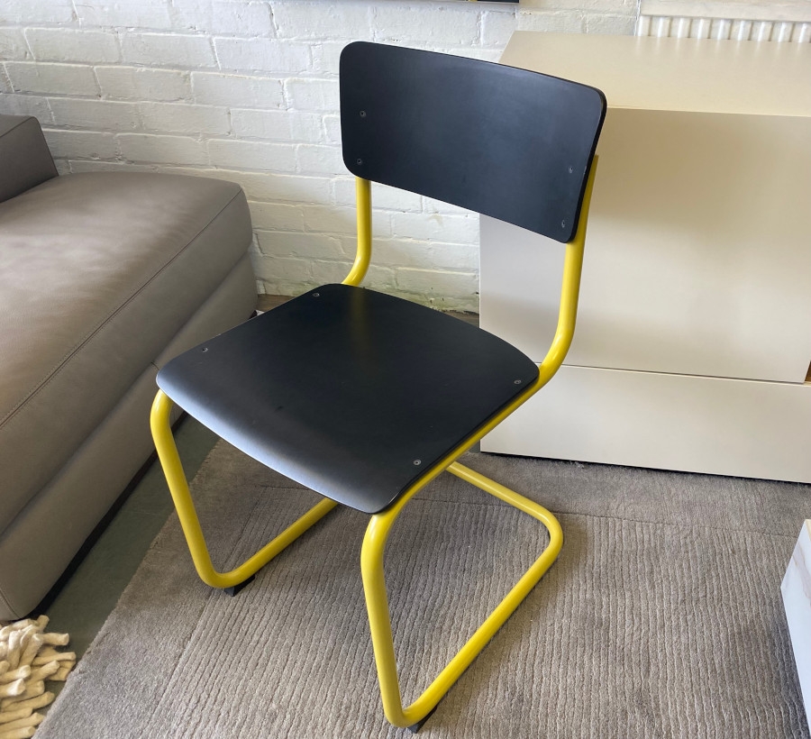 Thonet s 43 Chair - Black/Yellow