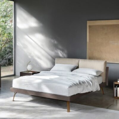 Sangiacomo Abbraccio Bed in Wood