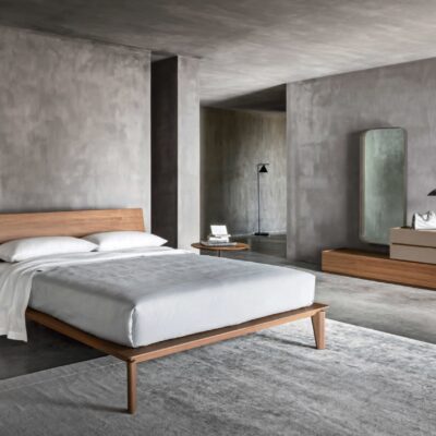 Sangiacomo Abbraccio Bed in Wood