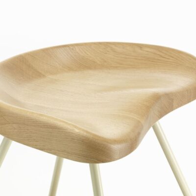 Vitra Tabouret 307 Wooden Stool