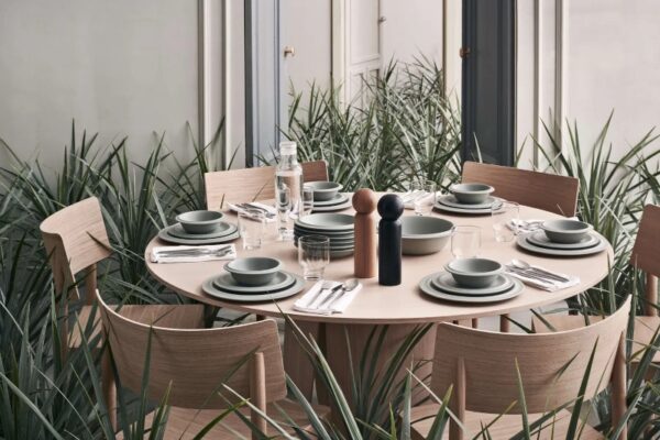 Bolia Peyote Fixed Round Dining Table