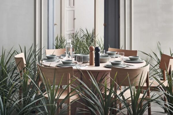 Bolia Peyote Fixed Round Dining Table