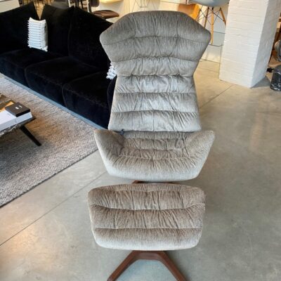 Thonet 808 Swivel Lounge Chair