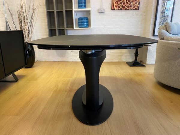 Calligaris Orbital Extending Dining Table