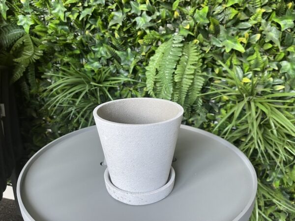 Hay Flowerpot with Saucer -0