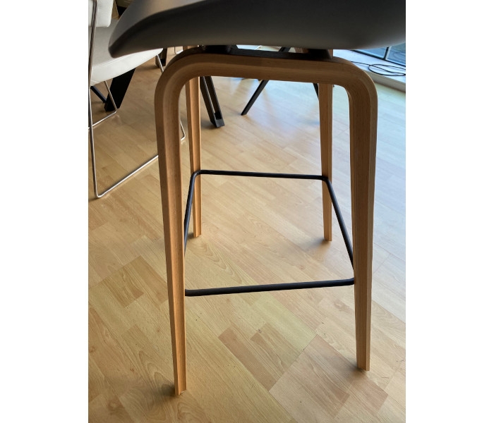 HAY AAC 32 Bar Stool Ex-Display