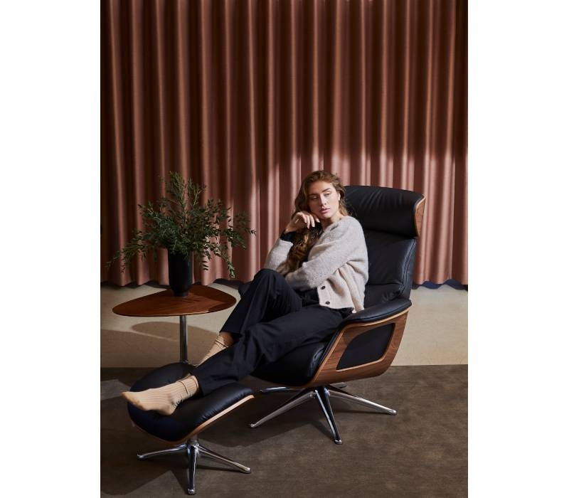 FLEXLUX Clement Lounge Chair with Footstool