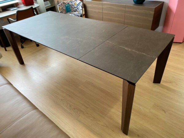 Calligaris Alpha Extending Dining Table Ex-display